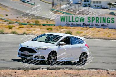 media/Oct-18-2025-Extreme Speed (Sat) [[d6d7e1fef1]]/Group 4 Orange/Session 2 (Turn 3)/